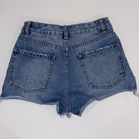 High waisted denim shorts - Picture 2 of 2
